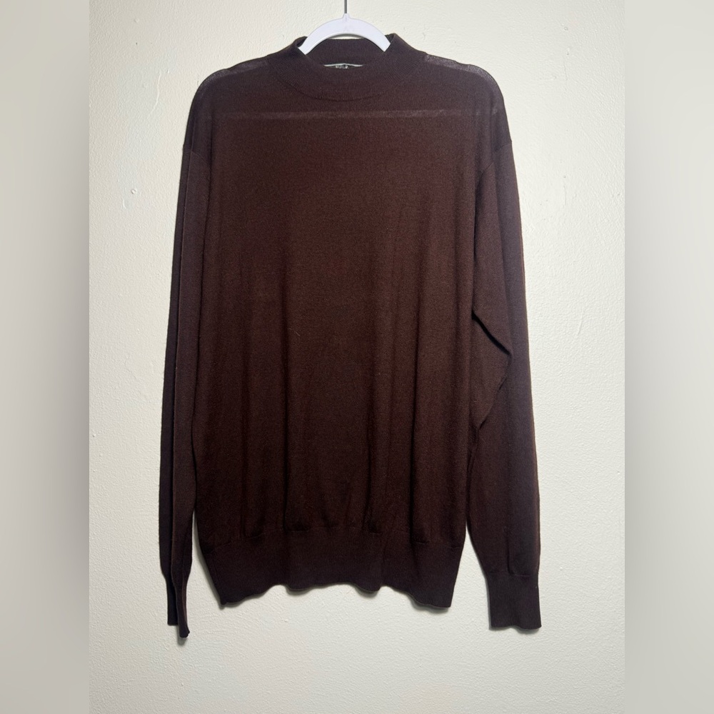 Nieman Marcus Exclusive Men's Classic silk cashmere Crewneck Sweater - Brown